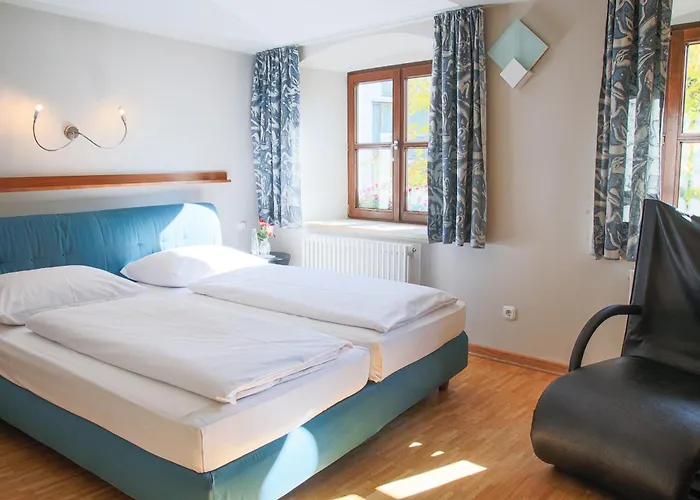 Klostergasthof Aparthotel 4*